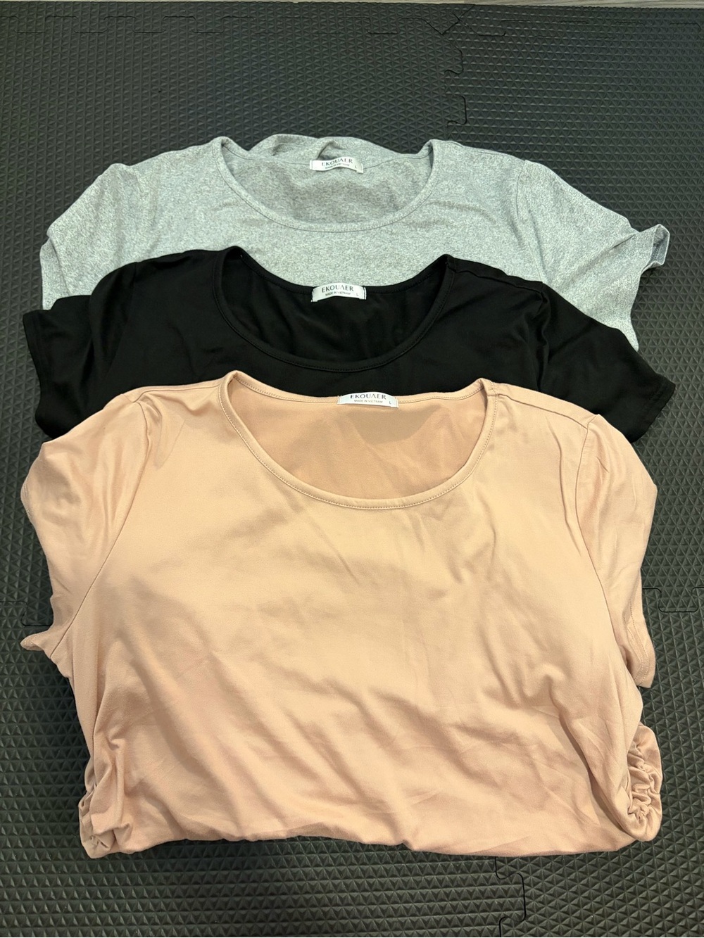 Ekouaer maternity tees, set of 3